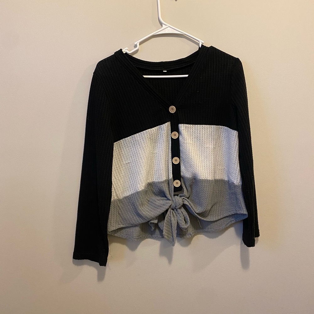 Long sleeve cropped sweater